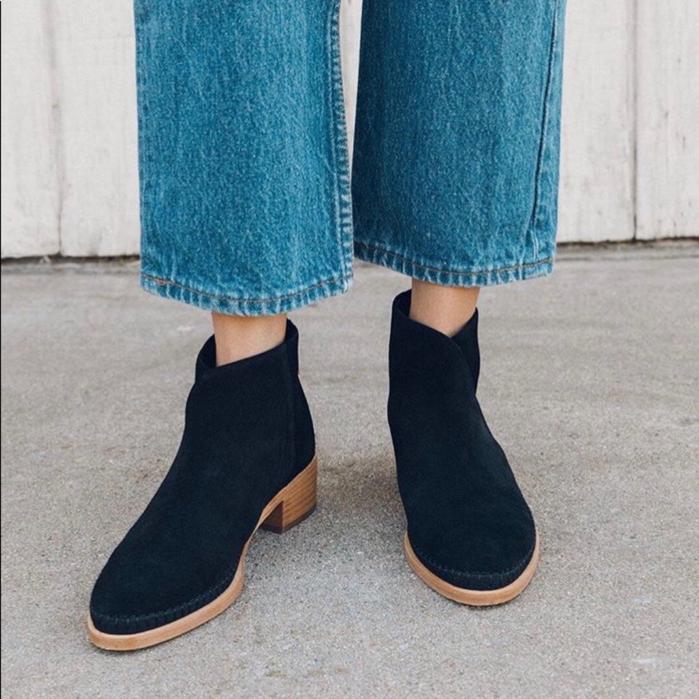 Soludos Venetian Suede Black Ankle Bootie 7